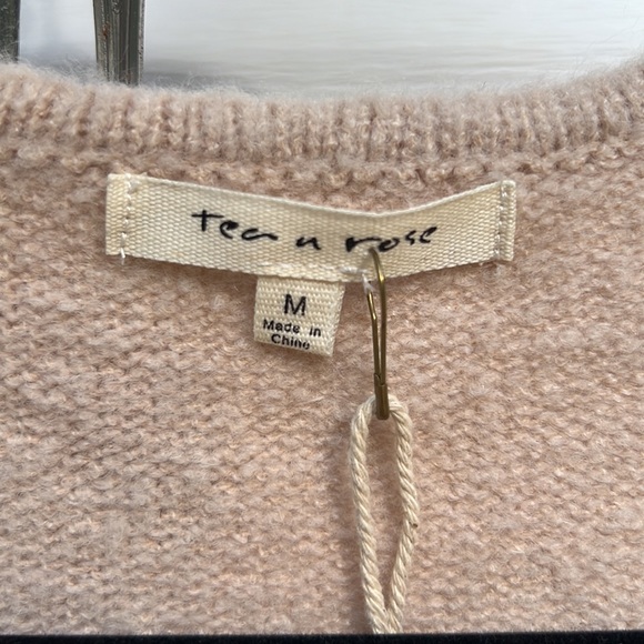 Medium Tea n rose cream colored cardigan. BNWT - Picture 4 of 4